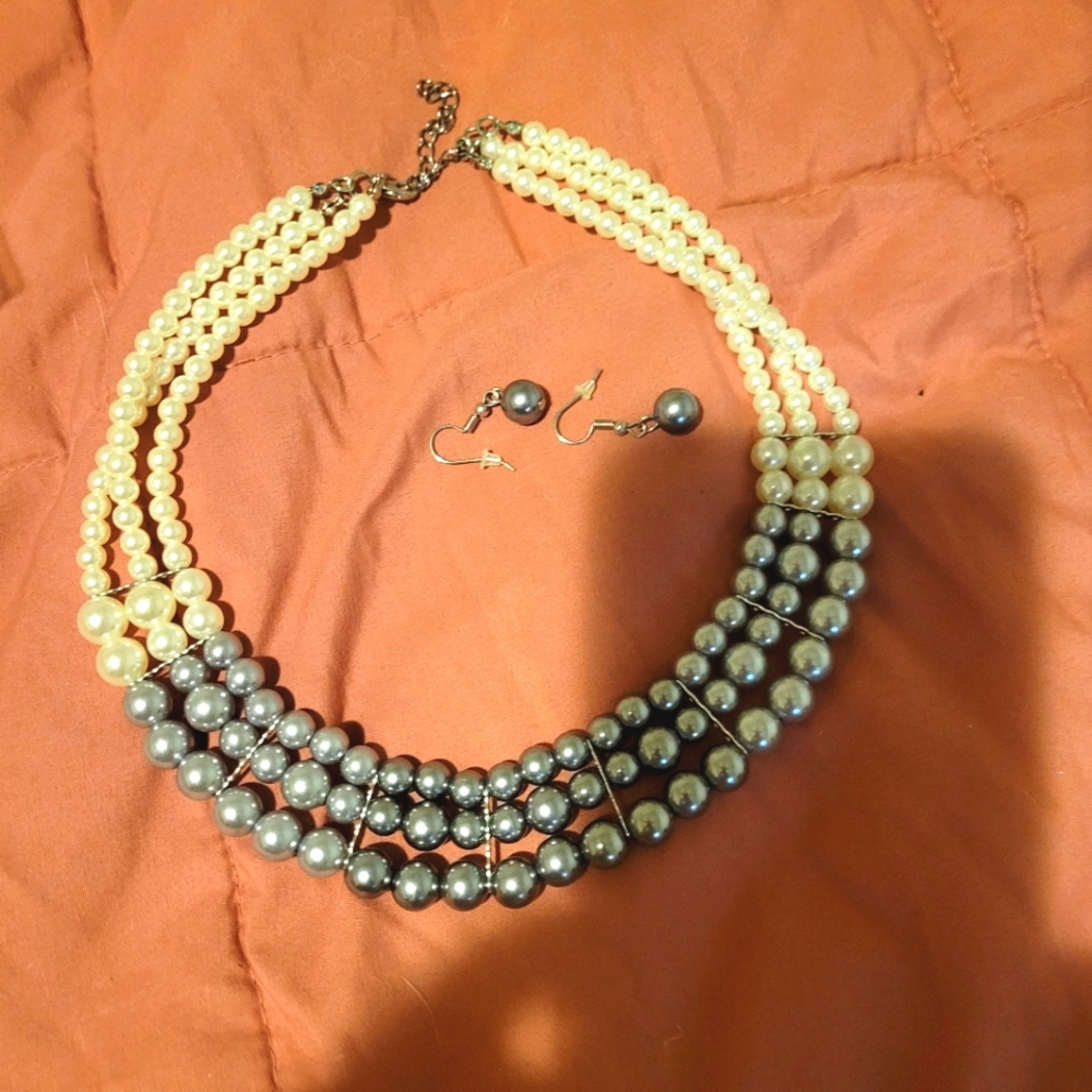 Necklaces set
